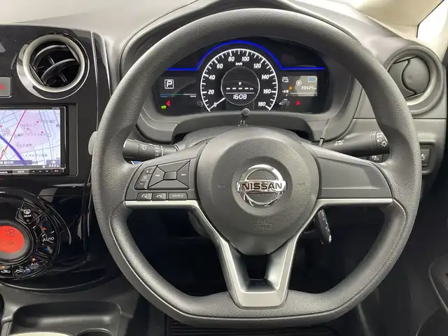 日産 ノート e－パワー X Vセレクション 三重県 2020(令2)年 4万km ダークメタルグレー 社外7インチナビ/全方位カメラ/衝突軽減ブレーキ/車線逸脱システム/コーナーセンサー/オートハイビーム/デジタルインナーミラー/ETC/スマートキー×２