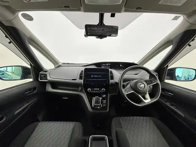 日産 セレナ e－パワー ハイウェイスター V 愛知県 2021(令3)年 6.8万km カシミヤグレージュ 純正電動ステップ/プロパイロット/コーナーセンサー/インテリジェントルームミラー/純正フリップダウンモニター/純正10インチナビ/（CD/DVD/Blu-ray/フルセグ）/全方位モニター/ETC/ドラレコ/エマージェンシーブレーキ/LDP/VDC/LEDヘッドライト/LEDフォグランプ/ステアリングスイッチ/純正AW/ドアバイザー/スペアキー