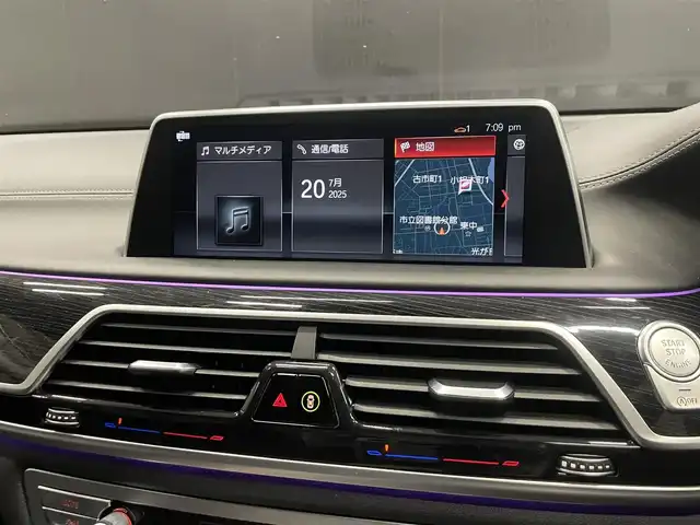 ＢＭＷ ７４０ｄ xDrive Mスポーツ 群馬県 2018(平30)年 6.9万km アルピンホワイトⅢ サンルーフ /ナッパレザー/ヘッドアップディスプレイ/シートベンチレーション/純正HDDナビ/全方位カメラ/ジェスチャーコントロール/フルセグTV/20インチAW/Bluetooth/ETC2.0/LEDライト