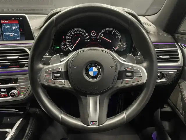 ＢＭＷ ７４０ｄ xDrive Mスポーツ 群馬県 2018(平30)年 6.9万km アルピンホワイトⅢ サンルーフ /ナッパレザー/ヘッドアップディスプレイ/シートベンチレーション/純正HDDナビ/全方位カメラ/ジェスチャーコントロール/フルセグTV/20インチAW/Bluetooth/ETC2.0/LEDライト