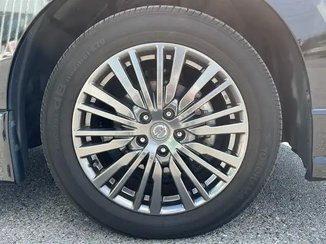 日産 エルグランド 250HWS S アーバンクロム 滋賀県 2020(令2)年 2.5万km 黒 両側パワースライドドア/フリップダウンモニター/純正10インチナビ/（FM/AM/CD/DVD/フルセグ/Bluetooth/HDMI）/アラウンドビューモニター/バックカメラ/前方ドライブレコーダー/TVキャンセラー/ビルトインETC/踏み間違い防止アシスト/ブレーキアシスト/プリクラッシュブレーキアシスト/追従型クルーズコントロール/前方衝突防止支援システム/後側方衝突防止支援システム/コーナー・バックセンサー（ソナー）/標識検知機能/電動格納ミラー/ステアリングスイッチ/オートライト/LEDヘッドライト/フロントフォグ/フルオートエアコン/USB端子/プッシュスタート/スマートキー/純正フロアマット
