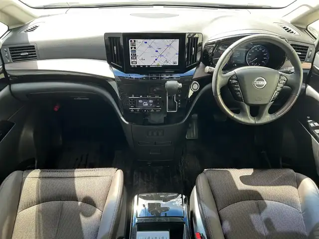 日産 エルグランド 250HWS S アーバンクロム 滋賀県 2020(令2)年 2.5万km 黒 両側パワースライドドア/フリップダウンモニター/純正10インチナビ/（FM/AM/CD/DVD/フルセグ/Bluetooth/HDMI）/アラウンドビューモニター/バックカメラ/前方ドライブレコーダー/TVキャンセラー/ビルトインETC/踏み間違い防止アシスト/ブレーキアシスト/プリクラッシュブレーキアシスト/追従型クルーズコントロール/前方衝突防止支援システム/後側方衝突防止支援システム/コーナー・バックセンサー（ソナー）/標識検知機能/電動格納ミラー/ステアリングスイッチ/オートライト/LEDヘッドライト/フロントフォグ/フルオートエアコン/USB端子/プッシュスタート/スマートキー/純正フロアマット