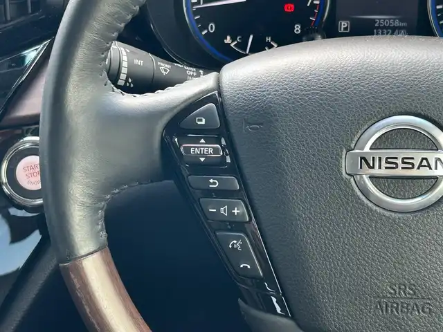 日産 エルグランド 250HWS S アーバンクロム 滋賀県 2020(令2)年 2.5万km 黒 両側パワースライドドア/フリップダウンモニター/純正10インチナビ/（FM/AM/CD/DVD/フルセグ/Bluetooth/HDMI）/アラウンドビューモニター/バックカメラ/前方ドライブレコーダー/TVキャンセラー/ビルトインETC/踏み間違い防止アシスト/ブレーキアシスト/プリクラッシュブレーキアシスト/追従型クルーズコントロール/前方衝突防止支援システム/後側方衝突防止支援システム/コーナー・バックセンサー（ソナー）/標識検知機能/電動格納ミラー/ステアリングスイッチ/オートライト/LEDヘッドライト/フロントフォグ/フルオートエアコン/USB端子/プッシュスタート/スマートキー/純正フロアマット
