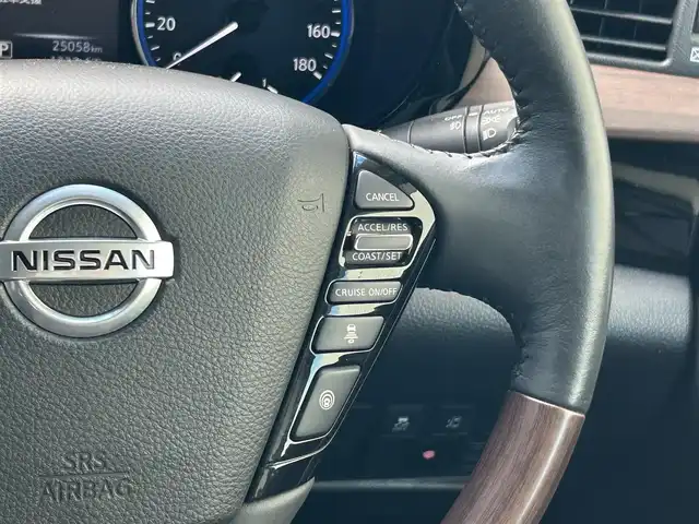日産 エルグランド 250HWS S アーバンクロム 滋賀県 2020(令2)年 2.5万km 黒 両側パワースライドドア/フリップダウンモニター/純正10インチナビ/（FM/AM/CD/DVD/フルセグ/Bluetooth/HDMI）/アラウンドビューモニター/バックカメラ/前方ドライブレコーダー/TVキャンセラー/ビルトインETC/踏み間違い防止アシスト/ブレーキアシスト/プリクラッシュブレーキアシスト/追従型クルーズコントロール/前方衝突防止支援システム/後側方衝突防止支援システム/コーナー・バックセンサー（ソナー）/標識検知機能/電動格納ミラー/ステアリングスイッチ/オートライト/LEDヘッドライト/フロントフォグ/フルオートエアコン/USB端子/プッシュスタート/スマートキー/純正フロアマット