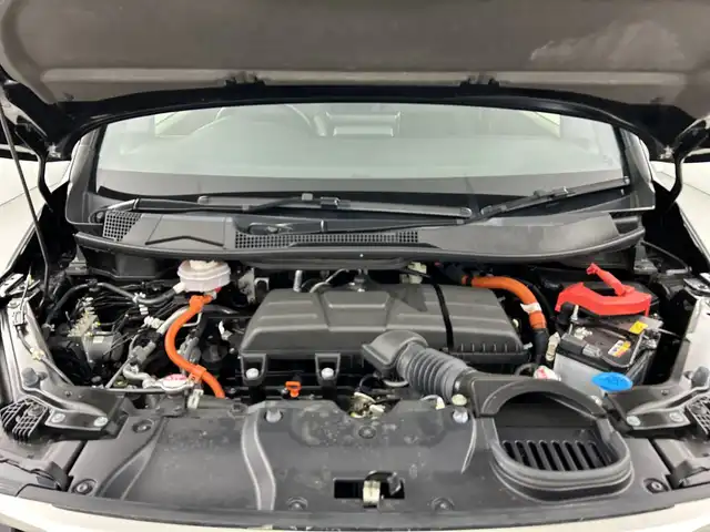ホンダ ステップワゴン スパーダ eHEV 愛知県 2022(令4)年 4万km クリスタルブラックパール 禁煙車/純正9インチナビ/（AM/FM/フルセグTV/Bluetooth/DVD/CD/SD)/バックカメラ/ホンダセンシング/・衝突軽減ブレーキ/・レーンキープアシスト/・オートマチックハイビーム/・レーダークルーズコントロール/・クリアランスソナー/ブラインドスポットモニター/ETC/ドライブレコーダー/シートヒーター/オットマン/両側パワースライドドア/パワーバックドア/パドルシフト/プッシュスタート/スマートキー/LEDヘッドライト/フロントフォグランプ/純正フロアマット/純正アルミホイール/横滑り防止装置