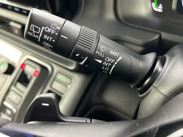 ホンダ ステップワゴン スパーダ eHEV 愛知県 2022(令4)年 4万km クリスタルブラックパール 禁煙車/純正9インチナビ/（AM/FM/フルセグTV/Bluetooth/DVD/CD/SD)/バックカメラ/ホンダセンシング/・衝突軽減ブレーキ/・レーンキープアシスト/・オートマチックハイビーム/・レーダークルーズコントロール/・クリアランスソナー/ブラインドスポットモニター/ETC/ドライブレコーダー/シートヒーター/オットマン/両側パワースライドドア/パワーバックドア/パドルシフト/プッシュスタート/スマートキー/LEDヘッドライト/フロントフォグランプ/純正フロアマット/純正アルミホイール/横滑り防止装置