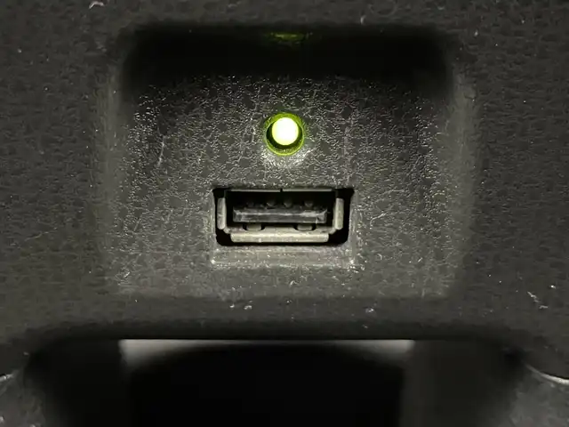 日産 ノート e－パワー X Bアロー 大阪府 2018(平30)年 3.9万km ブリリアントホワイトパール/スーパーブラック 2トーン 禁煙車/エマージェンシーブレーキ/踏み間違え防止機能/踏み間違い防止アシスト/標識認識機能/ハイビームアシスト/純正ナビ/　（Bluetooth/CD/DVD）/フルセグTV/アラウンドビューモニター/レーダークルーズコントロール/LEDヘッドライト/フォグランプ/純正15インチアルミホイール/純正フロアマット/コーナーセンサー/スマートキー/ETC