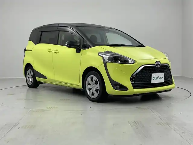 トヨタ シエンタ X 茨城県 2018(平30)年 3.9万km ブラックマイカ/エアーイエロー 2トーン 後期モデル　2トーンカラー　純正ナビ　フルセグTV　Bluetooth　バックモニター　パワースライドドア　セーフティセンス　レーンキープアシスト　LEDヘッドランプ　フォグランプ　スマートキー　