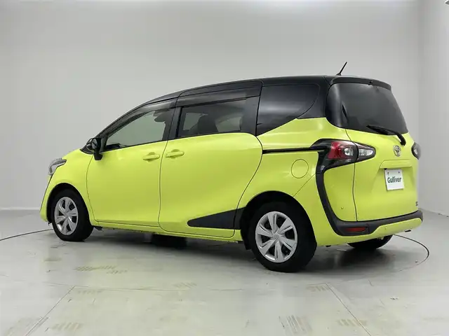 トヨタ シエンタ X 茨城県 2018(平30)年 3.9万km ブラックマイカ/エアーイエロー 2トーン 後期モデル　2トーンカラー　純正ナビ　フルセグTV　Bluetooth　バックモニター　パワースライドドア　セーフティセンス　レーンキープアシスト　LEDヘッドランプ　フォグランプ　スマートキー　