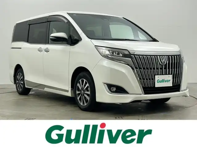 トヨタ エスクァイア Gi 岡山県 2018(平30)年 4.5万km ホワイトパールクリスタルシャイン 純正9インチナビ/・FM/AM/Bluetooth/フルセグ/CD/DVD/バックカメラ/12.1インチ後席モニター/合皮シート/・シートヒーター/ドライブレコーダー/ビルトインETC/両側パワースライドドア/トヨタセーフティーセンス/・プリクラッシュセーフティ/・レーンキープアシスト/・クルーズコントロール/・オートマチックハイビーム/LEDヘッドライト/純正フロアマット/純正15インチアルミ/ドアバイザー/スマートキー2本/新車保証書