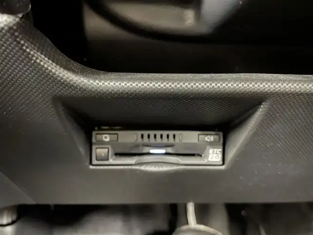 トヨタ ライズ Z 大分県 2023(令5)年 1.4万km ファイアークォーツレッドM 純正ディスプレィオーディオ/パノラミックビューモニター/レーダークルーズ/電動パーキングブレーキ/LED/ETC/Bluetooth/TV/レーンキープ/シートヒーター/フロアマット/ドアバイザー