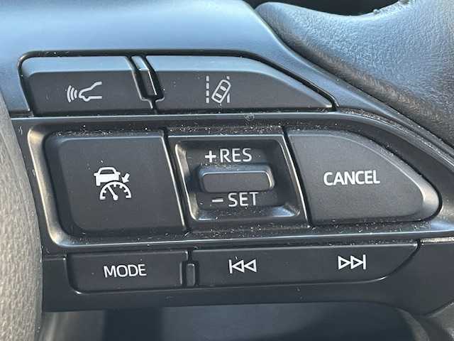 トヨタ ヤリスクロス ハイブリッド G 茨城県 2021(令3)年 4万km ホワイトパールクリスタルシャイン 純正ディスプレイオーディオ /-BT/AM/FM/衝突軽減システム /バックカメラ /ETC2.0 /ドライブレコーダー /ワンオーナー /プッシュスタート /純正アルミホイール /オートマチックハイビーム /純正フロアマット