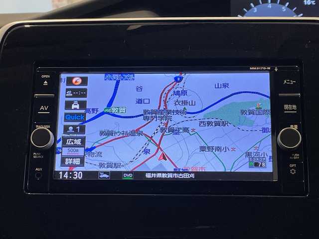 日産 セレナ ハイウェイスター Vセレクション 福井県 2017(平29)年 4.7万km マルーンレッド 2トーン 純正SDナビ/フルセグTV/BT/DVD/CD/USB/SD/フリップダウンモニター/アラウンドビューモニター/クルーズコントロール/エマージェンシーブレーキ/車線逸脱警報/ふらつき警報/前後ソナー/標識認識システム/パーキングアシスト/ETC/前後ドライブレコーダー/パワースライドドア/オートライト/LEDヘッドライト/純正16インチアルミホイール/プッシュスタート/スマートキー×2/純正フロアマット