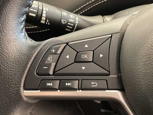 日産 セレナ ハイウェイスター Vセレクション 福井県 2017(平29)年 4.7万km マルーンレッド 2トーン 純正SDナビ/フルセグTV/BT/DVD/CD/USB/SD/フリップダウンモニター/アラウンドビューモニター/クルーズコントロール/エマージェンシーブレーキ/車線逸脱警報/ふらつき警報/前後ソナー/標識認識システム/パーキングアシスト/ETC/前後ドライブレコーダー/パワースライドドア/オートライト/LEDヘッドライト/純正16インチアルミホイール/プッシュスタート/スマートキー×2/純正フロアマット