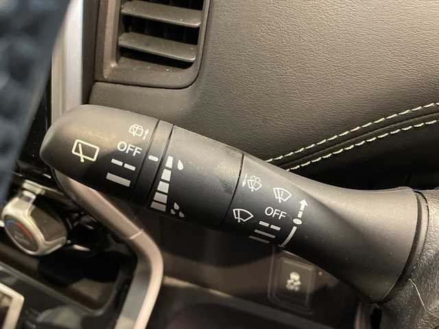 日産 セレナ ハイウェイスター Vセレクション 福井県 2017(平29)年 4.7万km マルーンレッド 2トーン 純正SDナビ/フルセグTV/BT/DVD/CD/USB/SD/フリップダウンモニター/アラウンドビューモニター/クルーズコントロール/エマージェンシーブレーキ/車線逸脱警報/ふらつき警報/前後ソナー/標識認識システム/パーキングアシスト/ETC/前後ドライブレコーダー/パワースライドドア/オートライト/LEDヘッドライト/純正16インチアルミホイール/プッシュスタート/スマートキー×2/純正フロアマット