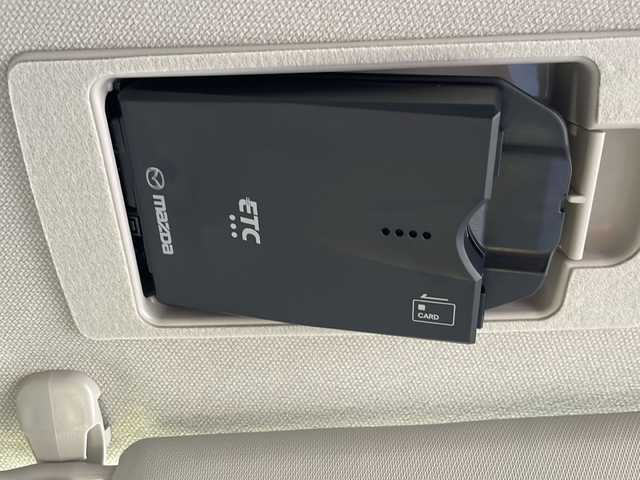 マツダ ＣＸ－３ 15S ツーリング 三重県 2020(令2)年 0.8万km ジェットブラックマイカ ワンオーナー/純正ナビ/フルセグTV/全方位カメラ/ドラレコ/ETC/アイドリングストップ/レーンキープアシスト/オートホールド/ステアリングスイッチ/LEDオートライト/オートリトラミラー/純正フロアマット/プッシュスタート/スマートキー