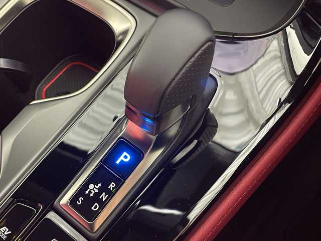 レクサス ＮＸ 350h Fスポーツ 神奈川県 2023(令5)年 1.7万km ホワイトノーヴァガラスフレーク レクサスセーフティシステム+/純正ディスプレイオーディオ/・ナビ/フルセグTV/BT/USB/MiraCasT/HDMI/パノラミックビューモニター/ムーンルーフ/置くだけ充電/デジタルインナーミラー/AC100V/ヘッドアップディスプレイ/TRDエアロ(F/S/R)/赤黒コンビレザー調シート/パワーシート(D/N)/メモリシート(D)/シートヒーター(D/N)/ベンチレーション(D/N)/パーキングアシスト/電動サイドブレーキ/オートブレーキホールド/ビルトインETC2.0/前後ドライブレコーダー/革巻きステアリング/ステアリングスイッチ/ステアリングヒーター/Autoライト/パドルシフト/パワーバックドア/EV/SPORT/SPORT+モード/ルーフレール/スマートキー/プッシュスタートボタン/三眼LED/フォグランプ/電動格納ミラー/ウィンカーミラー/純正フロアマット/純正20インチアルミホイール