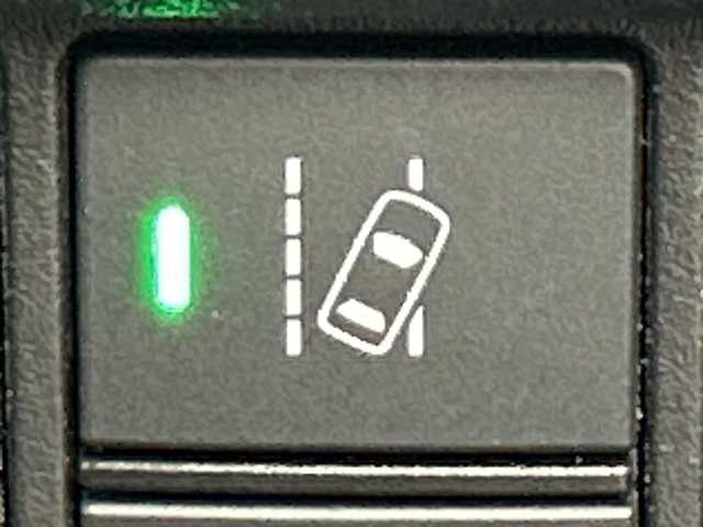 ホンダ Ｎ ＯＮＥ プレミアム 三重県 2021(令3)年 3.8万km ブリティッシュグリーンP /禁煙車 //純正ナビ(フルセグ/CD/DVD/AM/FM/BT/USB) //バックカメラ //前席シートヒーター //ホンダセンシング //レーンキープアシスト//レーダークルコン //電動パーキングブレーキ// LEDヘッドライト//LEDフォグライト //オートライト//ETC//スマートキー//パーキングセンサー