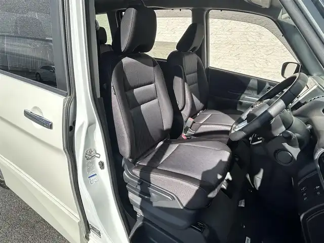 日産 セレナ e－パワー ハイウェイスター V 大阪府 2021(令3)年 2.4万km ブリリアントホワイトパール 2トーン 純正ナビ フルセグTV CD DVD BT/純正フリップダウンモニター/アラウンドビューモニター/プロパイロット/ブラインドスポットモニタ/デジタルインナーミラー/両側パワースライドドア/シートヒーター/スマートキー 2個/エンジンスターター/ETC/コーナーセンサー/ステアリングヒーター/衝突被害軽減ブレーキ/レーンアシスト/オートマチックハイビーム/LEDオートヘッドライト/フォグライト/ハンズフリーオートドア/ステアリングリモコン/W サイド カーテンエアバッグ/保証書 取説 ナビ取説/禁煙車