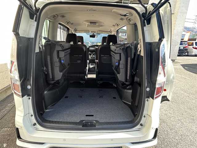 日産 セレナ e－パワー ハイウェイスター V 大阪府 2021(令3)年 2.4万km ブリリアントホワイトパール 2トーン 純正ナビ フルセグTV CD DVD BT/純正フリップダウンモニター/アラウンドビューモニター/プロパイロット/ブラインドスポットモニタ/デジタルインナーミラー/両側パワースライドドア/シートヒーター/スマートキー 2個/エンジンスターター/ETC/コーナーセンサー/ステアリングヒーター/衝突被害軽減ブレーキ/レーンアシスト/オートマチックハイビーム/LEDオートヘッドライト/フォグライト/ハンズフリーオートドア/ステアリングリモコン/W サイド カーテンエアバッグ/保証書 取説 ナビ取説/禁煙車