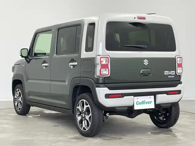 スズキ ハスラー HYBRID X 新潟県 2025(令7)年 0.1千km クールカーキパールメタリック/ソフトベージュメタリック HV　X　4WD　/全方位モニター付きナビゲーション/・CD/DVD/・Bluetooth/・フルセグTV/・スマートフォン連携/＝＝＝/セーフティサポート/・デュアルカメラブレーキサポート/・誤発進抑制機能/・車線逸脱警報/・ふらつき警報/・先行車発進お知らせ機能/・ハイビームアシスト/・標識認識機能/・後退時ブレーキサポート/・後方誤発進抑制機能/リアパーキングセンサー/シートヒーター/革巻きステアリング/ステアリングスイッチ/LEDヘッドライト/フォグランプ/オートライト/スマートキー＆プッシュスタート/スペアキー/電動格納ミラー/純正15インチAW/W/サイド/カーテンエアバッグ/取扱説明書/保証書