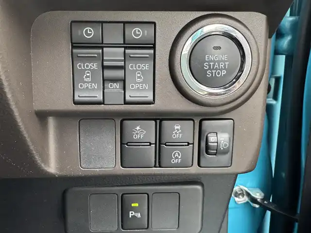 トヨタ ルーミー G 滋賀県 2022(令4)年 1.2万km ターコイズブルーマイカメタリック 禁煙車/純正ナビ/（CD/DVD/SD/Bluetooth/フルセグTV）/パノラミックビューモニター/ビルトインETC/両側電動スライドドア/衝突被害軽減システム/クリアランスソナー/ステアリングリモコン/LEDヘッドライト/オートヘッドライト/ヘッドライトレベライザー/USB充電/シートリフター/オートリトラーミラー/リアロールサンシェイド/純正フロアマット