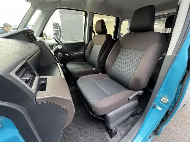 トヨタ ルーミー G 滋賀県 2022(令4)年 1.2万km ターコイズブルーマイカメタリック 禁煙車/純正ナビ/（CD/DVD/SD/Bluetooth/フルセグTV）/パノラミックビューモニター/ビルトインETC/両側電動スライドドア/衝突被害軽減システム/クリアランスソナー/ステアリングリモコン/LEDヘッドライト/オートヘッドライト/ヘッドライトレベライザー/USB充電/シートリフター/オートリトラーミラー/リアロールサンシェイド/純正フロアマット