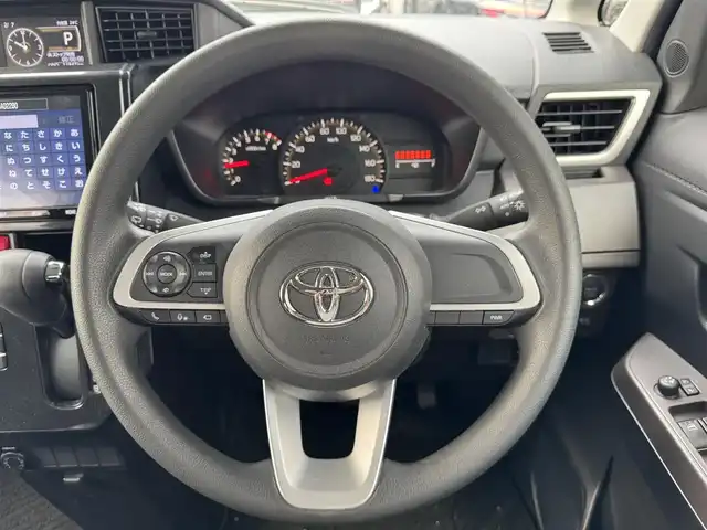 トヨタ ルーミー G 滋賀県 2022(令4)年 1.2万km ターコイズブルーマイカメタリック 禁煙車/純正ナビ/（CD/DVD/SD/Bluetooth/フルセグTV）/パノラミックビューモニター/ビルトインETC/両側電動スライドドア/衝突被害軽減システム/クリアランスソナー/ステアリングリモコン/LEDヘッドライト/オートヘッドライト/ヘッドライトレベライザー/USB充電/シートリフター/オートリトラーミラー/リアロールサンシェイド/純正フロアマット