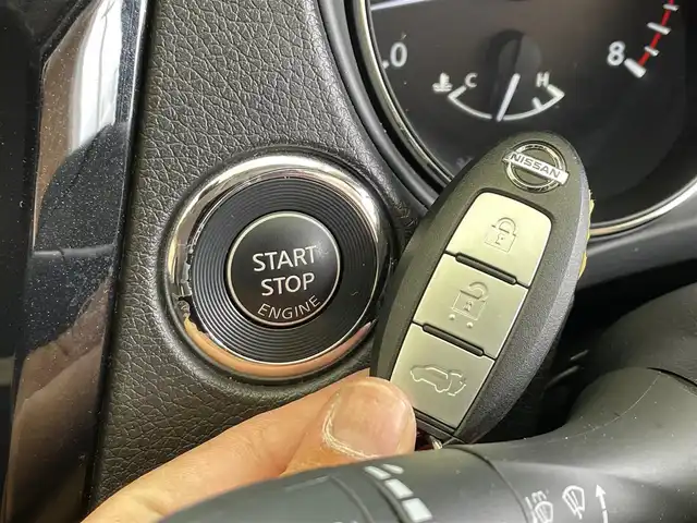 日産 エクストレイル 20X 岩手県 2017(平29)年 9.7万km ダイヤモンドブラック ワンオーナー/ルーフレール/4WD/エマージェンシーブレーキ/ヒルディセントコントロール/レーンアシスト/横滑り防止装置/アイドリングストップ/パワーバックドア/ソナー/防水シート/純正ナビ/（CD/DVD/フルセグ/ SD/AUX）/ステアリングスイッチ/バックカメラ/ETC/LEDヘッドライト/フォグランプ/純正18インチアルミホイール