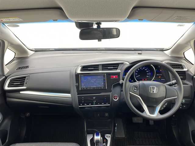 ホンダ フィット ハイブリット Fパッケージ 千葉県 2013(平25)年 2.4万km ブリリアントスポーティブルーメタリック2トーン 純正ナビ【VXM-145VFi】　DVD/Bluetooth/バックカメラ　/ＥＴＣ　　/スマートキー/プッシュスタート/アイドリングストップ/オートライト/純正フロアマット/純正ドアバイザー