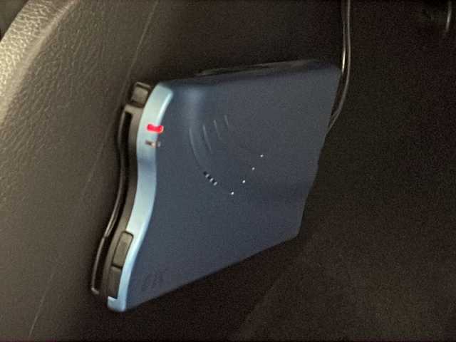 ホンダ フィット ハイブリット Fパッケージ 千葉県 2013(平25)年 2.4万km ブリリアントスポーティブルーメタリック2トーン 純正ナビ【VXM-145VFi】　DVD/Bluetooth/バックカメラ　/ＥＴＣ　　/スマートキー/プッシュスタート/アイドリングストップ/オートライト/純正フロアマット/純正ドアバイザー