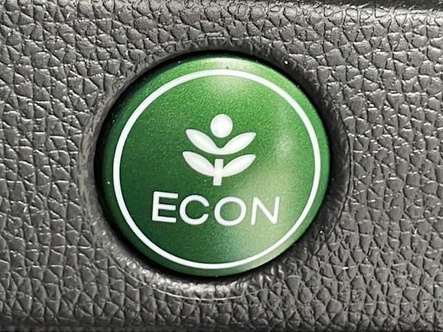 ホンダ フィット ハイブリット Fパッケージ 千葉県 2013(平25)年 2.4万km ブリリアントスポーティブルーメタリック2トーン 純正ナビ【VXM-145VFi】　DVD/Bluetooth/バックカメラ　/ＥＴＣ　　/スマートキー/プッシュスタート/アイドリングストップ/オートライト/純正フロアマット/純正ドアバイザー