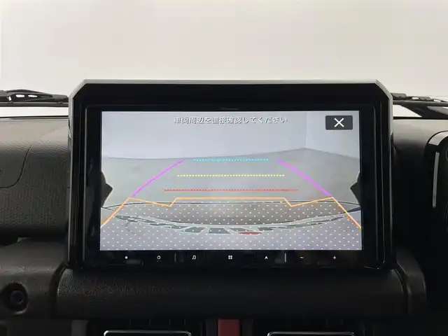 スズキ ジムニー ノマド FC 群馬県 2025(令7)年 0.1万km未満 Ｄグリーン ・登録済未使用車(登録時走行距離：46km)/純正9インチナビ/・AM/FM/CD/DVD/SD/Bluetooth/フルセグTV/バックカメラ/デュアルカメラブレーキサポート/車線逸脱警報/ふらつき警報/後退時ブレーキサポート/アダプティブクルーズコントロール/ハイビームアシスト/標識認識機能/誤発進/後方誤発進抑制機能/先行車発進お知らせ機能/ヒルディセントコントロール/LEDヘッドランプ/ヘッドランプウォッシャー/前席パワーシート/純正15インチアルミホイール