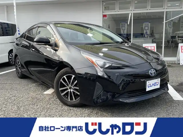 トヨタ プリウス S 京都府 2016(平28)年 13万km アティチュードブラックマイカ (株)IDOMが運営する【じしゃロン伏見店】の自社ローン専用車両になりますこちらは現金またはオートローンご利用時の価格です。自社ローンご希望の方は別途その旨お申付け下さい/純正SDナビ＜DSZT-YC4T＞/(Bluetooth/フルセグTV/CD/DVD)/ビルトインETC/バックカメラ/前方ドライブレコーダー/レーダークルーズコントロール/レーンキープアシスト/オートライト/LEDヘッドライト/オートマチックハイビーム/社外15インチアルミホイール/ステアリングスイッチ/純正フロアマット/スマートキー