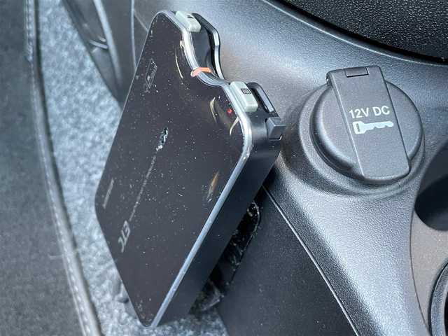 アバルト ５９５ 香川県 2017(平29)年 2.7万km ホワイト 純正オーディオ（BT、USB）/360度ドラレコ/16インチAW/フロアマット