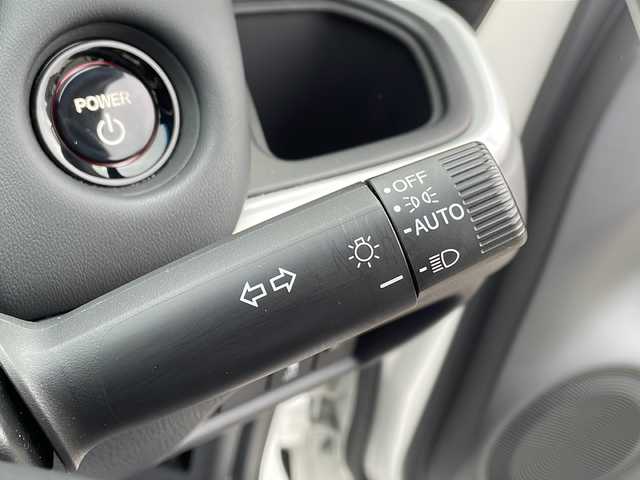ホンダ フィット e:HEVホーム 石川県 2020(令2)年 6.3万km プラチナホワイトパール 純正8インチナビ/フルセグTV/BT/SDミュージック/USB/バックカメラ/ビルトインETC/前後ドライブレコーダー/ホンダセンシング/アダプティブクルーズコントロール/LEDヘッドランプ/オートライト/OP純正16インチアルミ/本革巻きステアリング/プライムスムース/ファブリックコンビシート/オートエアコン/スマートキーシステム/禁煙車