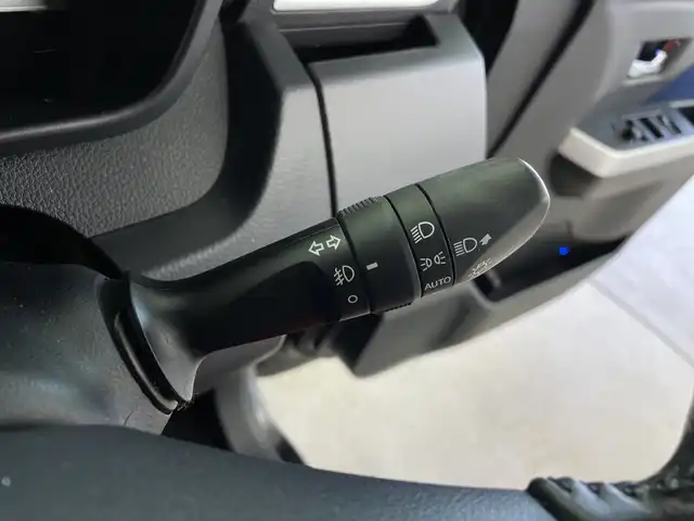 ダイハツ トール カスタムG ターボ SAⅢ 鹿児島県 2019(平31)年 5.7万km ブラックマイカメタリック 社外9型ナビ/（BT/フルセグ/DISC/ラジオ）/バックカメラ/全方位カメラ/ドライブレコーダー/D/N席シートヒーター/前後コーナーセンサー/ドアバイザー/両側電動スライドドア/ETC/クルーズコントロール/ターボ/スペアキー/スマートキー/アイドリングストップ/純正フロアマット/新車時保証書/取扱説明書