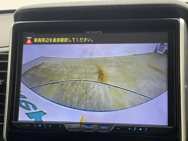 ホンダ Ｎ ＢＯＸ カスタム G ターボ Lパッケージ 岡山県 2016(平28)年 6.5万km プレミアムホワイトパールⅡ 純正SDナビゲーションシステム/・型番：AVIC-ZH0999L/【Bluetooth/フルセグTV/CD/DVD】/両側パワースライドドア/クルーズコントロール/ハーフレザーシート/LEDヘッドライト＆LEDフォグランプ/ビルトインETC/バックカメラ/衝突軽減ブレーキシステム/パドルシフト/アイドリングストップ/ISOFIX/ステアリングスイッチ/チルトステアリング/シートリフター/ウインカーミラー/ドアバイザー/新車保証書/取扱説明書/スペアキー×１