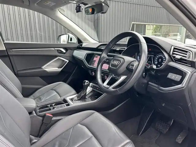 アウディ アウディ Ｑ３ 35TDIクワトロ アドバンスド 福島県 2020(令2)年 3.1万km グレイシアホワイトメタリック アダプティブクルーズコントロール/バーチャルコックピット/純正ナビ/バックカメラ/Bluetooth/ETC2.0/黒レザーシート/パワーシート/シートヒーター/パワーバックドア/前後ドラレコ/ワイヤレス充電/純正18インチAW