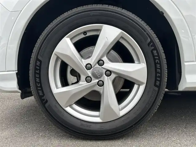 アウディ アウディ Ｑ３ 35TDIクワトロ アドバンスド 福島県 2020(令2)年 3.1万km グレイシアホワイトメタリック アダプティブクルーズコントロール/バーチャルコックピット/純正ナビ/バックカメラ/Bluetooth/ETC2.0/黒レザーシート/パワーシート/シートヒーター/パワーバックドア/前後ドラレコ/ワイヤレス充電/純正18インチAW