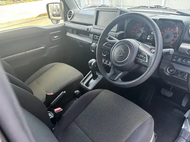 スズキ ジムニー ノマド FC 愛知県 2025(令7)年 0.2万km 黒 /禁煙/ワンオーナー//新車時保証書//取扱説明書//スペアスマートキー//ディーラー整備記録簿R7//プッシュスタート/スマートキー//シートヒーター//革巻きステアリング//ACC/衝突軽減ブレーキ//ヘッドライトウォッシャー