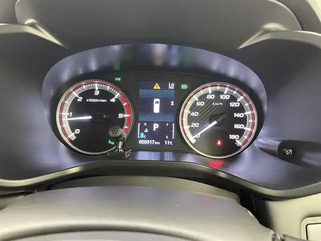 三菱 デリカＤ：５ ブラックエディション 宮城県 2025(令7)年 0.1千km グレーⅡ ブラックエディション　4WD　e-Assist/オリジナルナビ取付パッケージ＋リアモニター取付パッケージ(25/300)　ステップレス　（7人）D:5専用11型ナビゲーション(322/300)/登録済未使用車/専用アルパイン１１型ナビ/全周囲カメラ/革シート/パワーバックドア/パワーシート/アダプティブクルーズ/シートヒーター/ＢＳＭ/オートハイビーム/衝突軽減/レーンキープ/専用１８ＡＷ