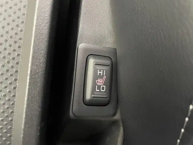 三菱 デリカＤ：５ ブラックエディション 宮城県 2025(令7)年 0.1千km グレーⅡ ブラックエディション　4WD　e-Assist/オリジナルナビ取付パッケージ＋リアモニター取付パッケージ(25/300)　ステップレス　（7人）D:5専用11型ナビゲーション(322/300)/登録済未使用車/専用アルパイン１１型ナビ/全周囲カメラ/革シート/パワーバックドア/パワーシート/アダプティブクルーズ/シートヒーター/ＢＳＭ/オートハイビーム/衝突軽減/レーンキープ/専用１８ＡＷ