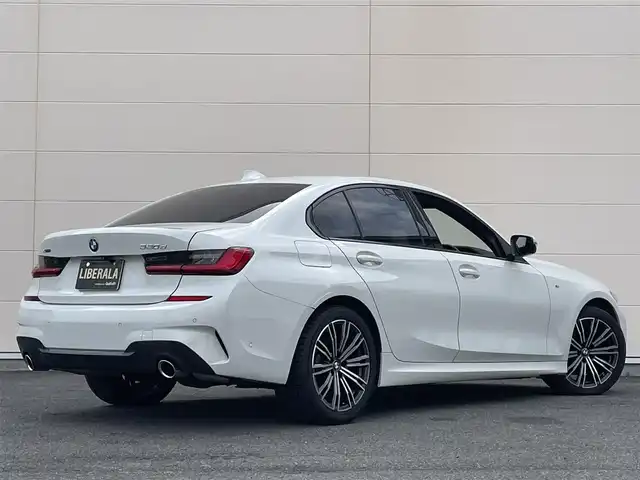 ＢＭＷ ３２０ｄ xDrive Mスポーツ 岡山県 2020(令2)年 5.1万km アルピンホワイトⅢ 社外フルセグTV/HUD/ACC/360°カメラ/ブレーキオートホールド/LEDヘッドライト/オートライト/AHB/レインセンサー/ワイヤレスチャージ/正面衝突警告/側面衝突警告/車線変更警告/車線逸脱警告/ステアリングサポート/アンビエントライト/ダイナミックライト/コンフォートアクセス/PDC自動起動/アクティブPDC緊急ブレーキ/Bluetooth/USB/アップルカープレイ/ドラレコ（F/R）/SOSコール/パワーテールゲート/リアフィルム