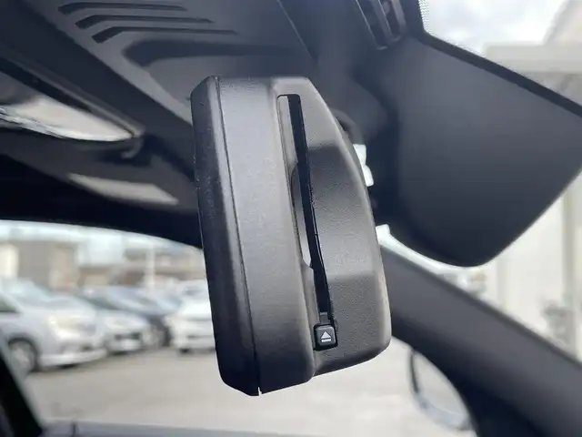 ＢＭＷ ３２０ｄ xDrive Mスポーツ 岡山県 2020(令2)年 5.1万km アルピンホワイトⅢ 社外フルセグTV/HUD/ACC/360°カメラ/ブレーキオートホールド/LEDヘッドライト/オートライト/AHB/レインセンサー/ワイヤレスチャージ/正面衝突警告/側面衝突警告/車線変更警告/車線逸脱警告/ステアリングサポート/アンビエントライト/ダイナミックライト/コンフォートアクセス/PDC自動起動/アクティブPDC緊急ブレーキ/Bluetooth/USB/アップルカープレイ/ドラレコ（F/R）/SOSコール/パワーテールゲート/リアフィルム