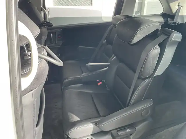 ホンダ オデッセイ アブソルート 岐阜県 2014(平26)年 10.2万km ホワイトオーキッドパール 純正SDナビ/-BT/CD/DVD/フルセグTV/両側パワースライドドア/アイドリングストップ/ドライブレコーダー/クルーズコントロール/バックカメラ/LEDヘッドライト/ステアリングスイッチ/ハーフレザーシート/スマートキー2本/ETC/取扱説明書/保証書