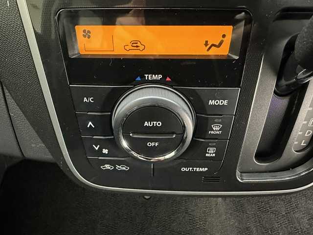 スズキ ワゴンＲ LTDⅡ 兵庫県 2012(平24)年 6.1万km ブルーイッシュブラックパール3 純正モニター付きオーディオ/CD FM AM/バックカメラ/HIDヘッドライト/オートライト/純正フロアマット/ドアバイザー/シートヒーター/ISOFIX/スマートキー/スペアキー/プッシュスタート/取扱い説明書/新車時保証書