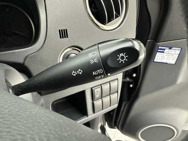 スズキ ワゴンＲ LTDⅡ 兵庫県 2012(平24)年 6.1万km ブルーイッシュブラックパール3 純正モニター付きオーディオ/CD FM AM/バックカメラ/HIDヘッドライト/オートライト/純正フロアマット/ドアバイザー/シートヒーター/ISOFIX/スマートキー/スペアキー/プッシュスタート/取扱い説明書/新車時保証書