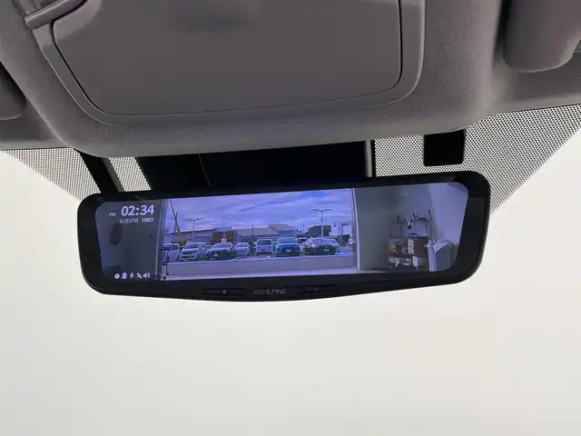 トヨタ プリウス S ツーリングセレクション 大分県 2019(平31)年 7.1万km ホワイトパールクリスタルシャイン TRDエアロ/アルパイン9インチナビ/アルパインデジタルインナーミラー（ドラレコ付き）/社外アルミホイル17インチ/クルーズコントロール/コーナーセンサー/バックカメラ/オートライト/オートマチックハイビーム/革巻ステアリング/ETC