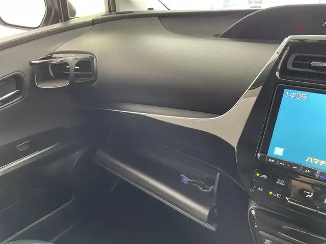 トヨタ プリウス S ツーリングセレクション 大分県 2019(平31)年 7.1万km ホワイトパールクリスタルシャイン TRDエアロ/アルパイン9インチナビ/アルパインデジタルインナーミラー（ドラレコ付き）/社外アルミホイル17インチ/クルーズコントロール/コーナーセンサー/バックカメラ/オートライト/オートマチックハイビーム/革巻ステアリング/ETC